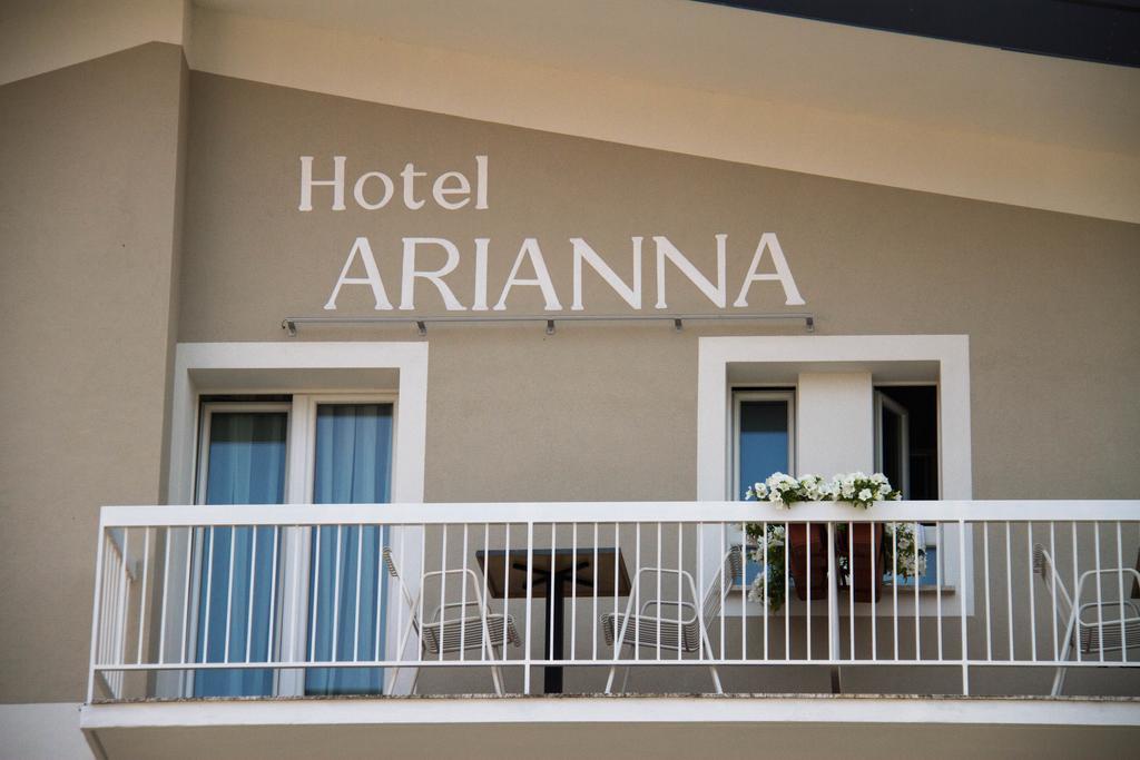 Hotel Arianna Iseo Kültér fotó